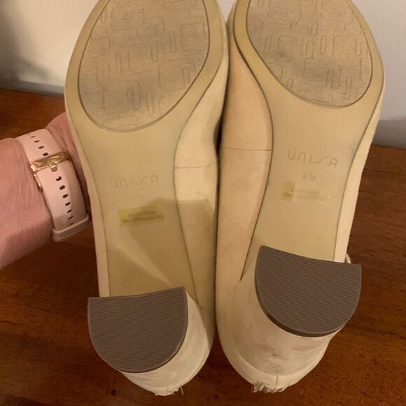 Unisa Cream Vintage Look Lace-Up Block Heels - Picture 9 of 11